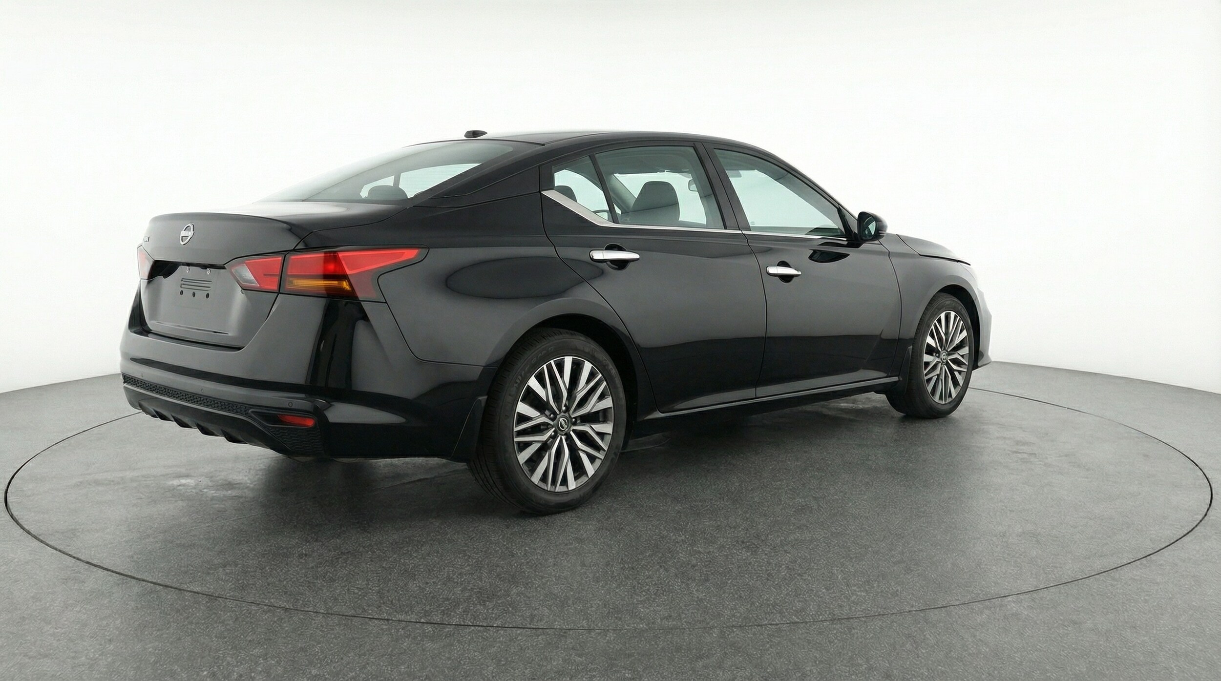 Thumbnail: 2025 Nissan Altima - 7