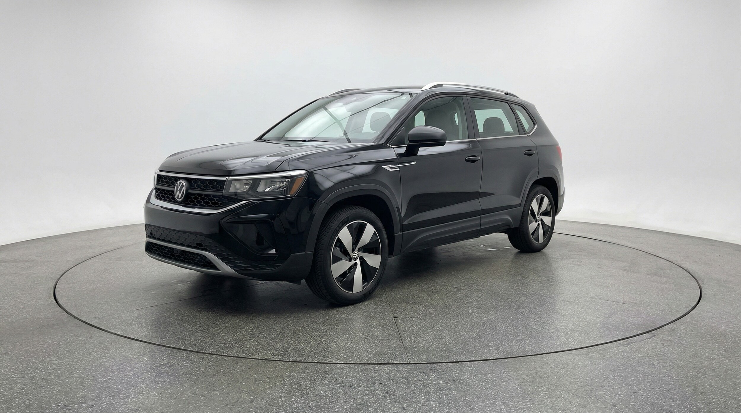 Thumbnail: 2025 Volkswagen Taos - 3