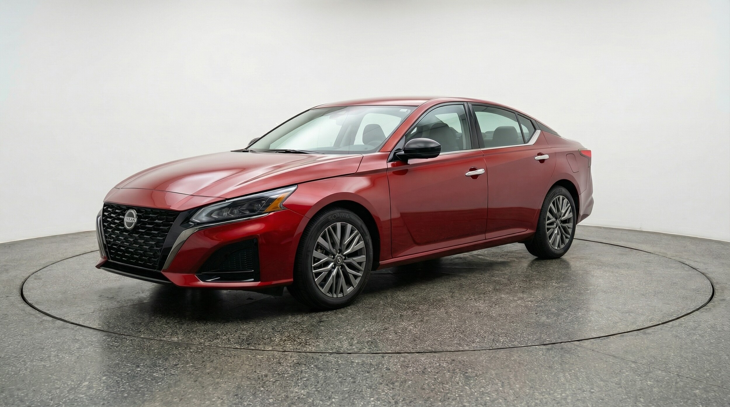 Thumbnail: 2025 Nissan Altima - 3