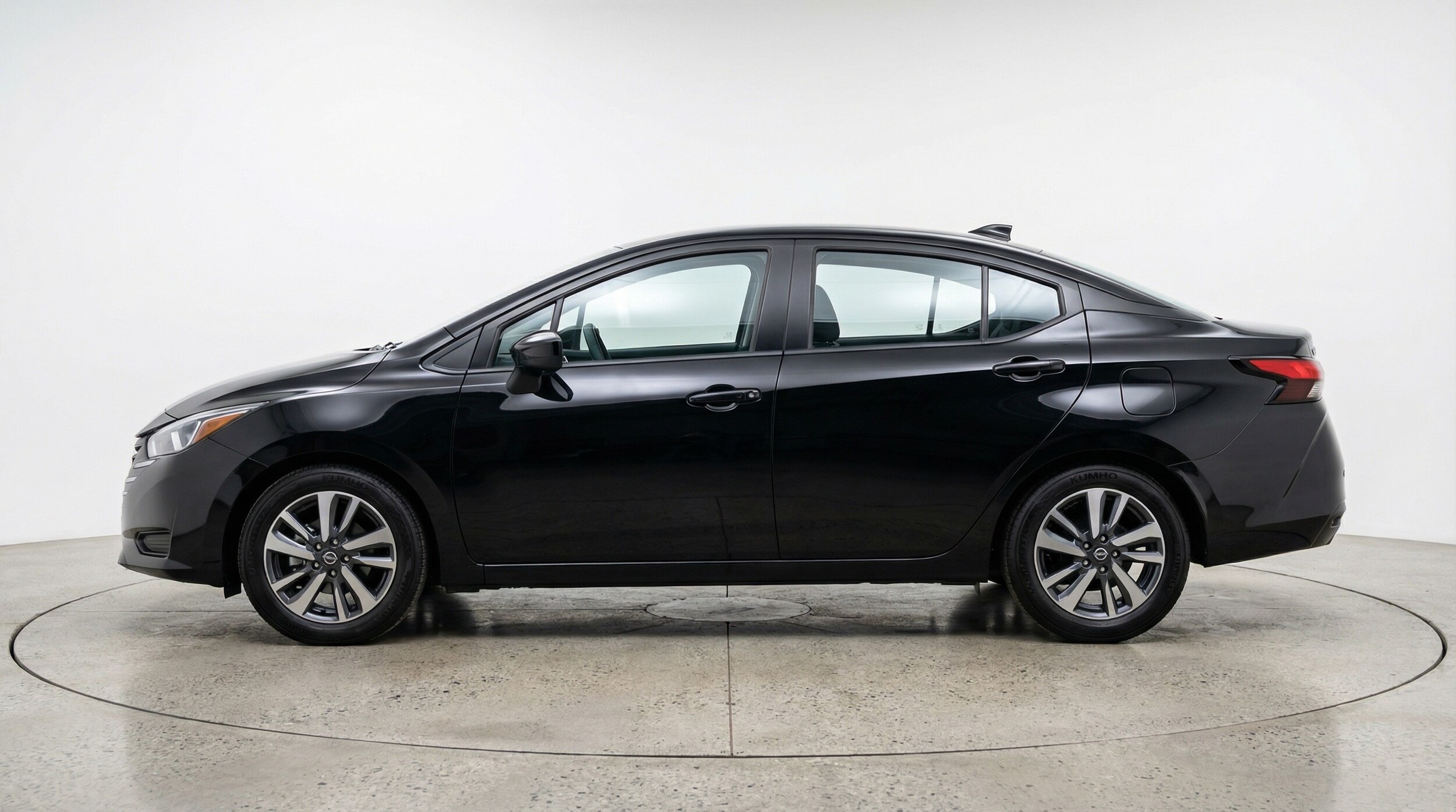Thumbnail: 2025 Nissan Versa - 4