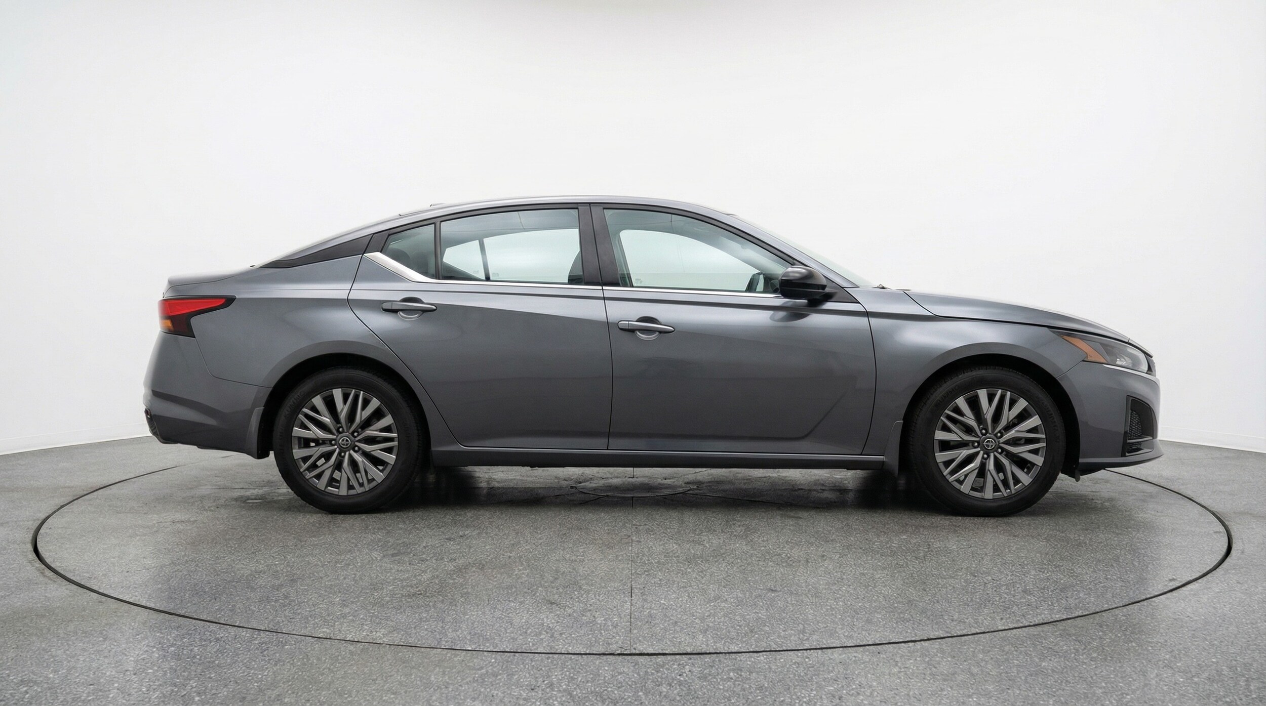 Thumbnail: 2025 Nissan Altima - 8