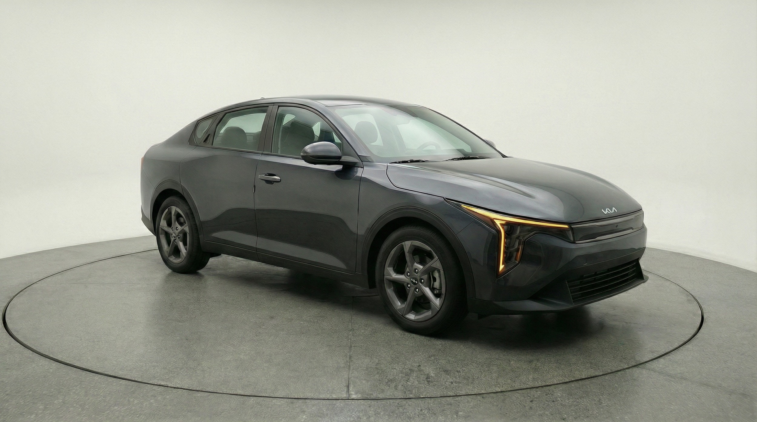 Thumbnail: 2025 Kia K4 - 1