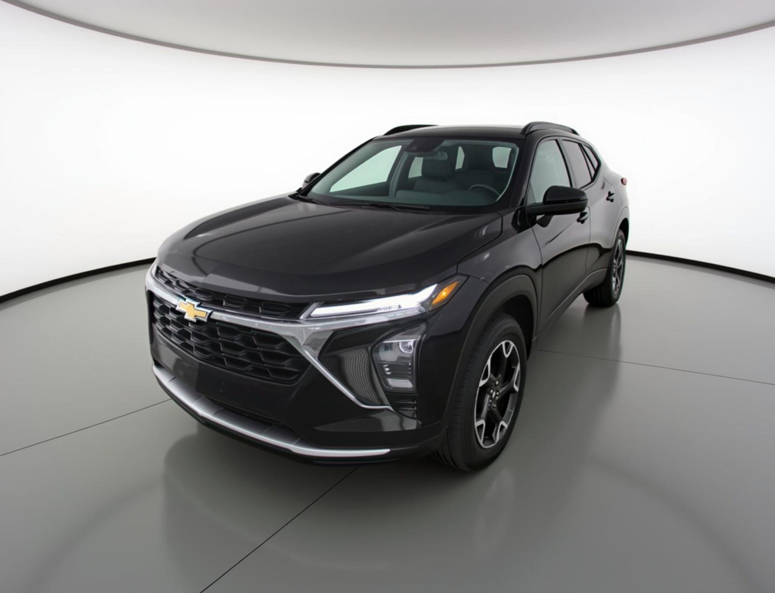 Thumbnail: 2025 Chevrolet Trax - 3