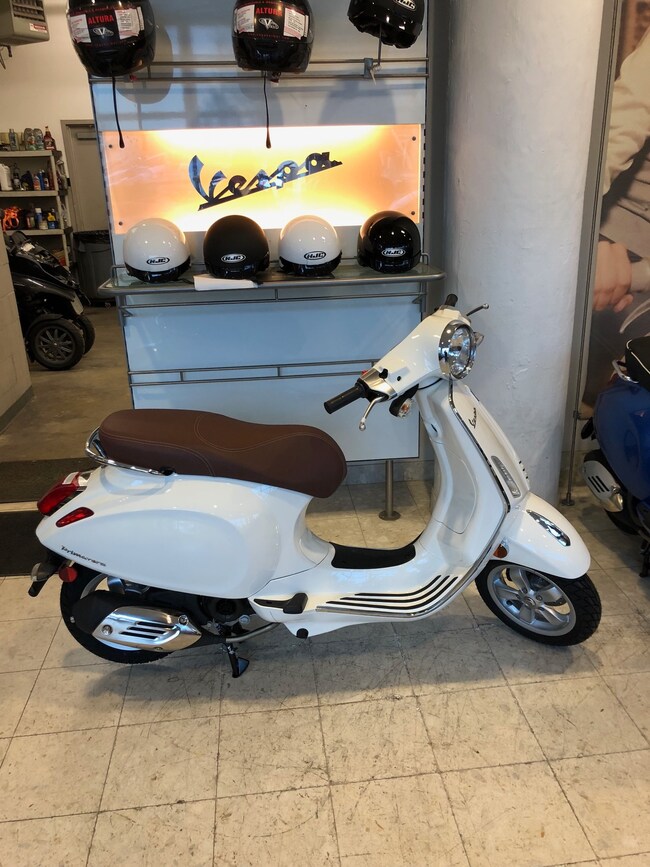 Harga Vespa Primavera 150 I Get Spesifikasi Maret 2019 Pricebook