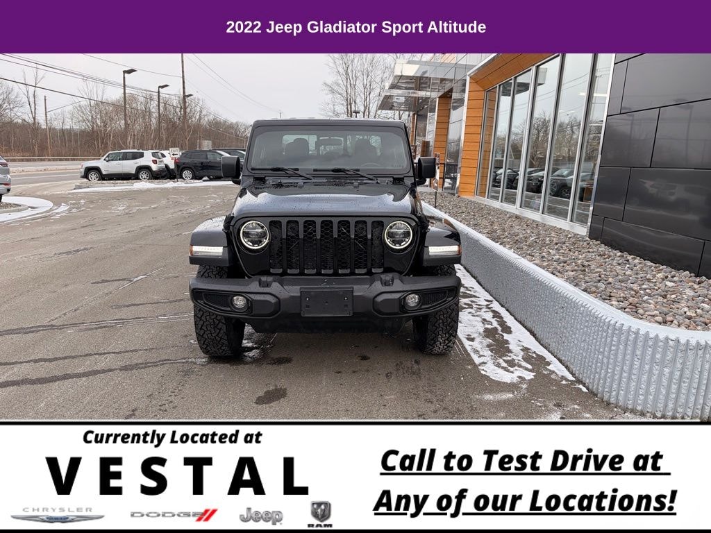 Used 2022 Jeep Gladiator Sport Truck Crew Cab