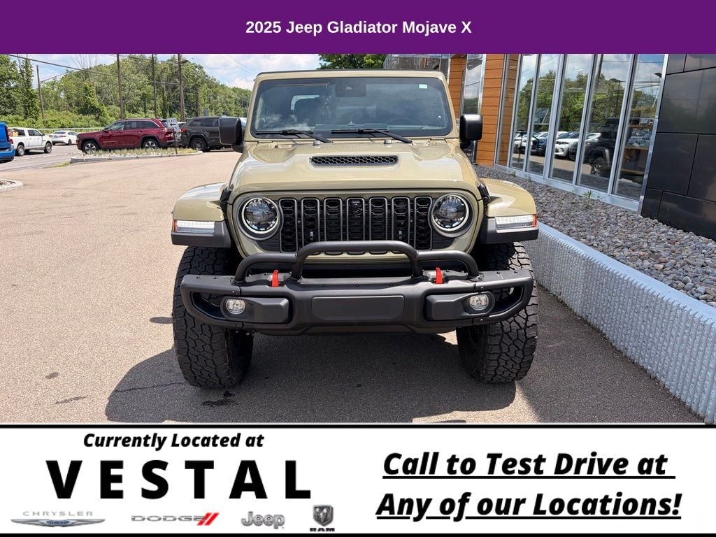 Used 2025 Jeep Gladiator Mojave Truck Crew Cab