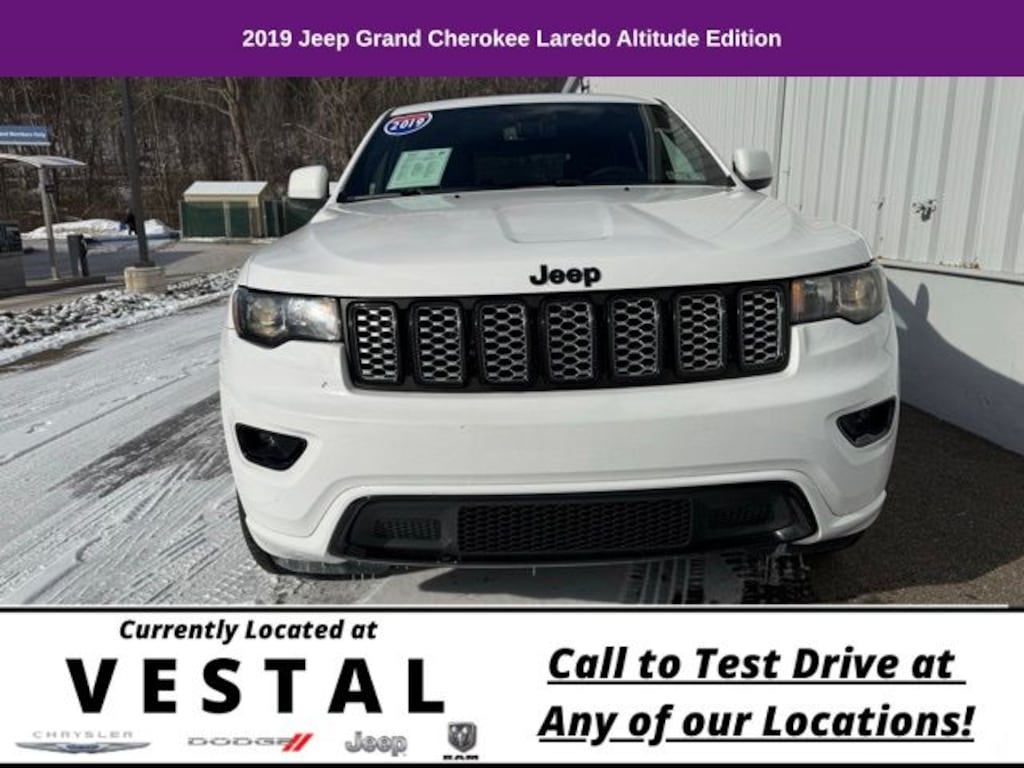Used 2019 Jeep Grand Cherokee Laredo SUV