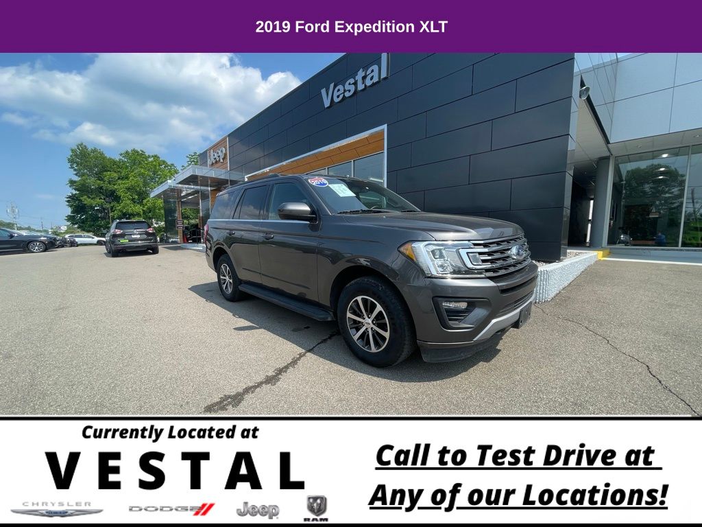 2019 Ford Expedition XLT's photo