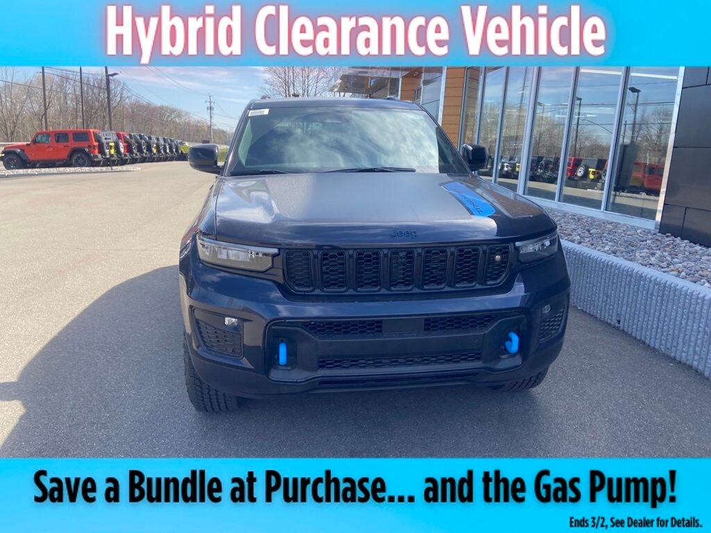 New 2023 Jeep Grand Cherokee Trailhawk 4xe Sport Utility