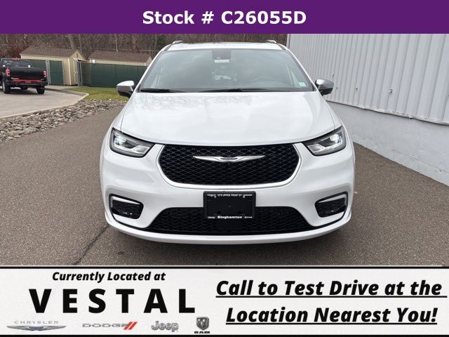 New Chrysler Vehicles For Sale in Vestal, NY | Vestal Chrysler