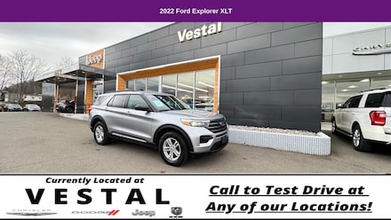 2022 Ford Explorer XLT SUV