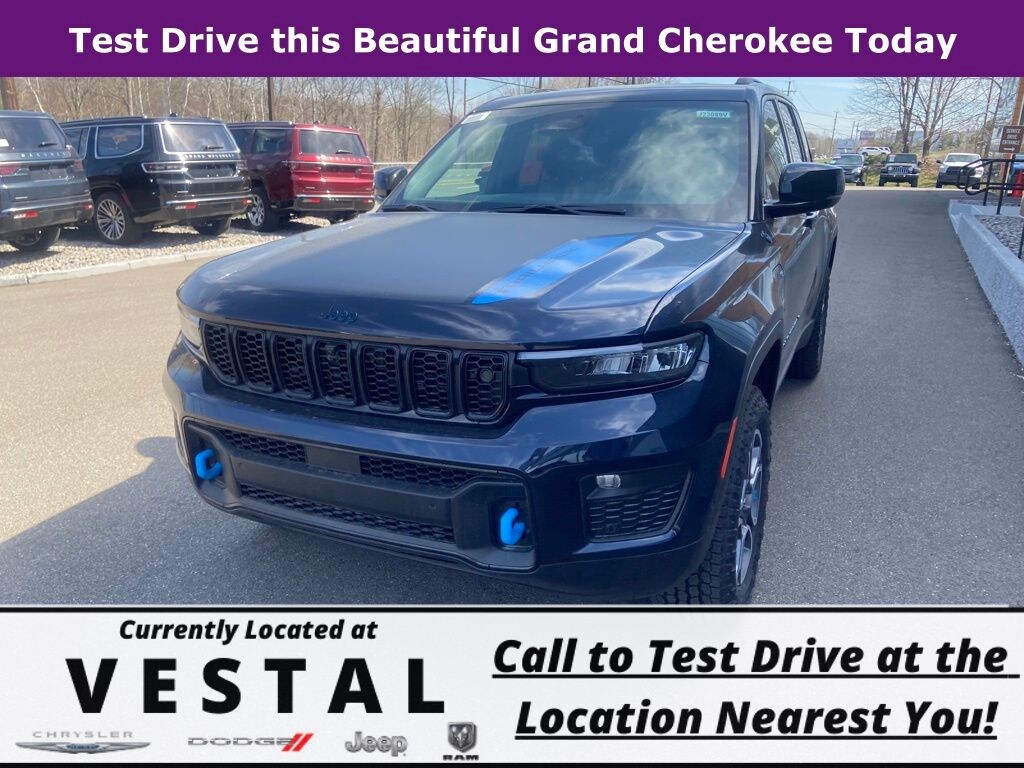 New 2023 Jeep Grand Cherokee Trailhawk 4xe Sport Utility