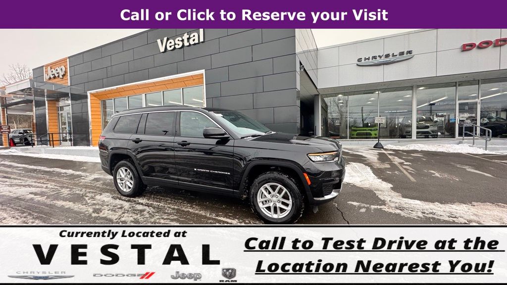 2024 Jeep Grand Cherokee Laredo photo 4