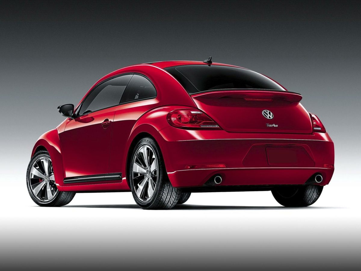 2018 Volkswagen Beetle Coast photo 2