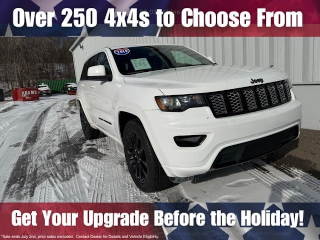 Used 2019 Jeep Grand Cherokee Laredo SUV