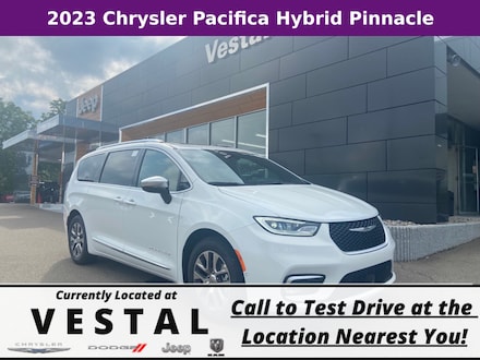 2023 Chrysler Pacifica Hybrid Pinnacle Passenger Van