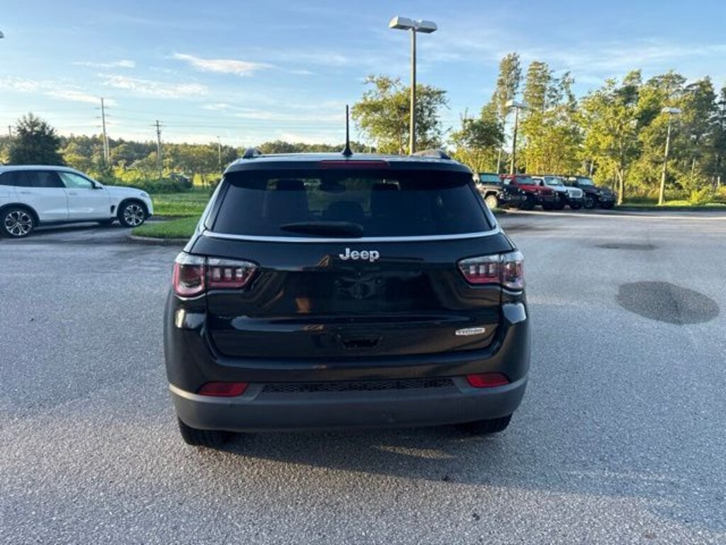 Used 2022 Jeep Compass Latitude SUV