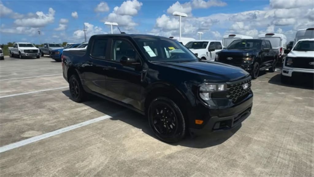 New 2025 Ford Maverick XLT Truck SuperCrew