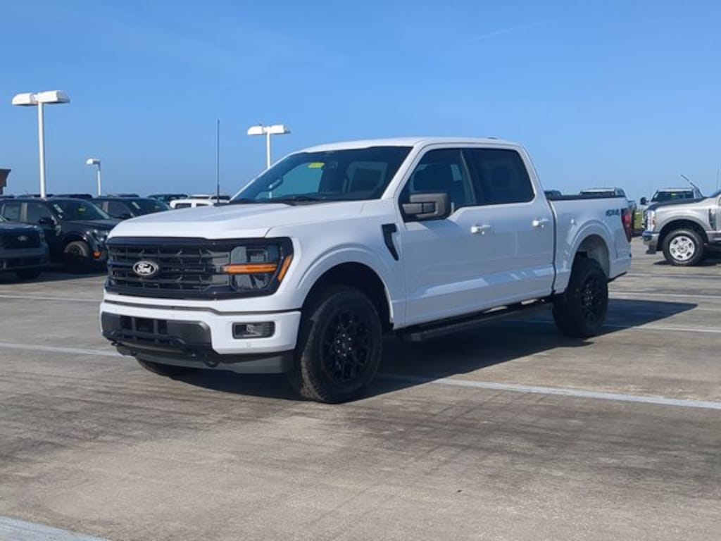 New 2026 Ford F-150 XLT Truck SuperCrew Cab