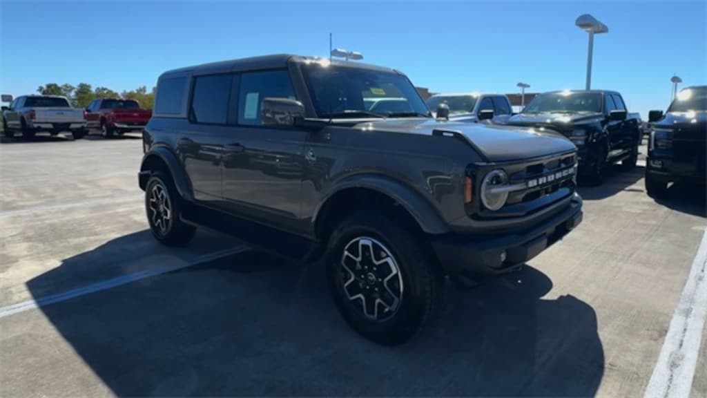 New 2025 Ford Bronco Outer Banks SUV