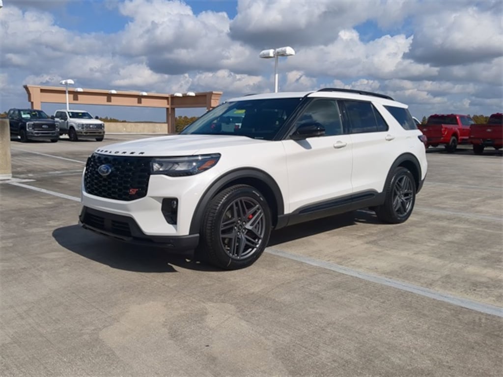 New 2026 Ford Explorer ST SUV