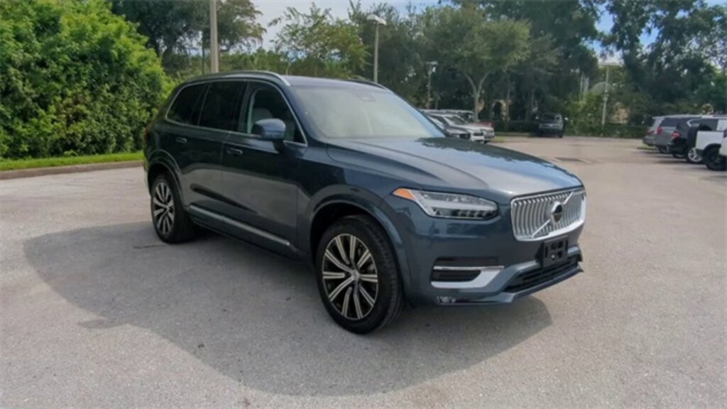 Certified 2025 Volvo XC90 B5 Core SUV