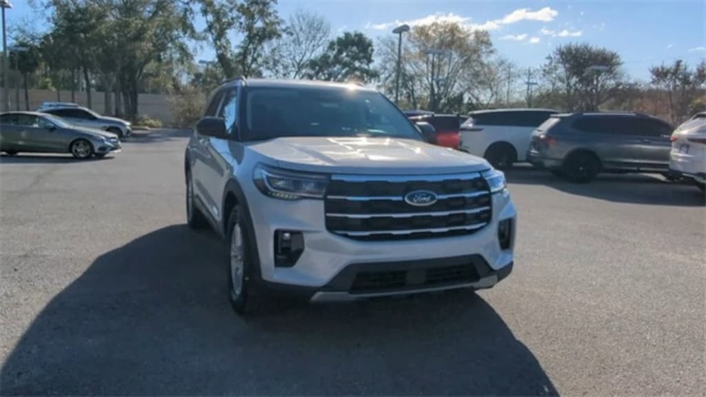 New 2026 Ford Explorer Active SUV