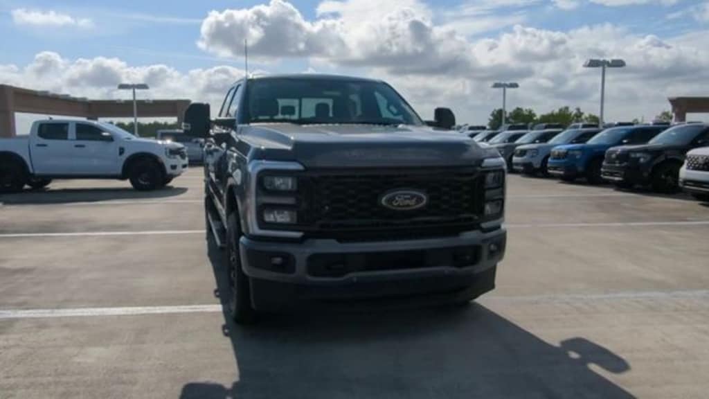 New 2026 Ford F-250 Truck Crew Cab