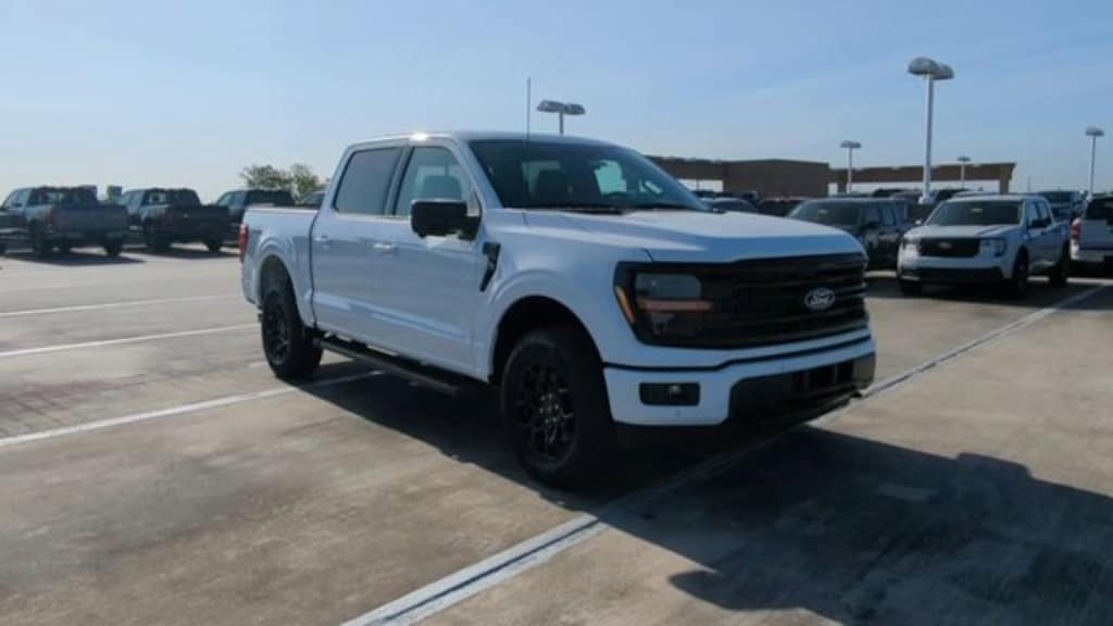 New 2026 Ford F-150 XLT Truck SuperCrew Cab