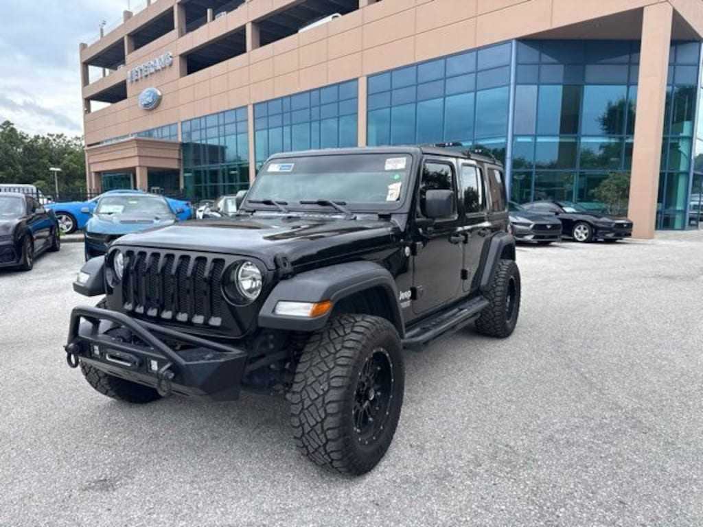 Used 2018 Jeep Wrangler Unlimited Sport S SUV