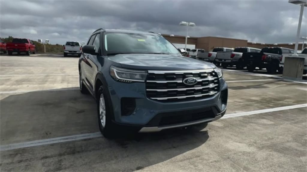New 2026 Ford Explorer Active SUV