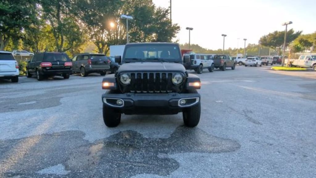 Certified 2023 Jeep Gladiator Sport S Truck