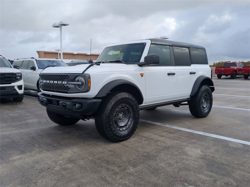 New 2025 Ford Bronco Badlands SUV