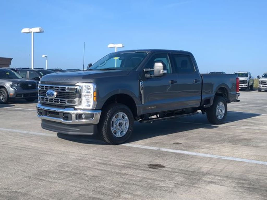New 2026 Ford F-250 Truck Crew Cab