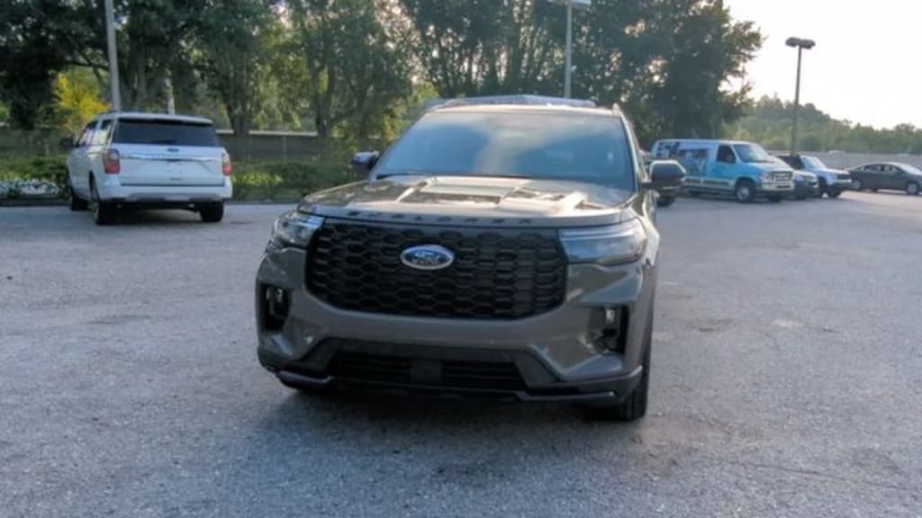 New 2026 Ford Explorer ST-Line SUV