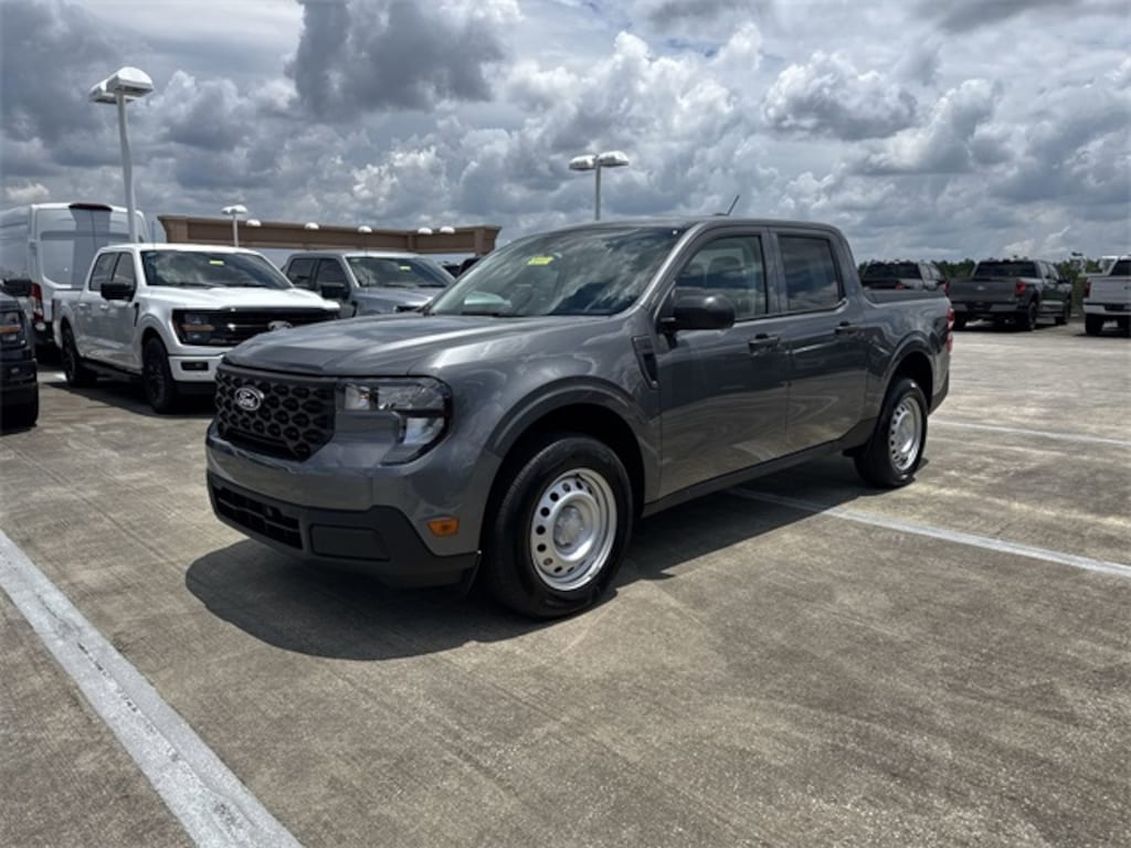 New 2025 Ford Maverick XL Truck SuperCrew