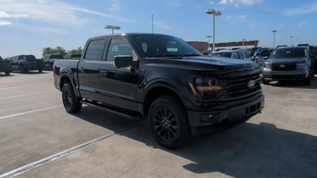 New 2026 Ford F-150 XLT Truck SuperCrew Cab