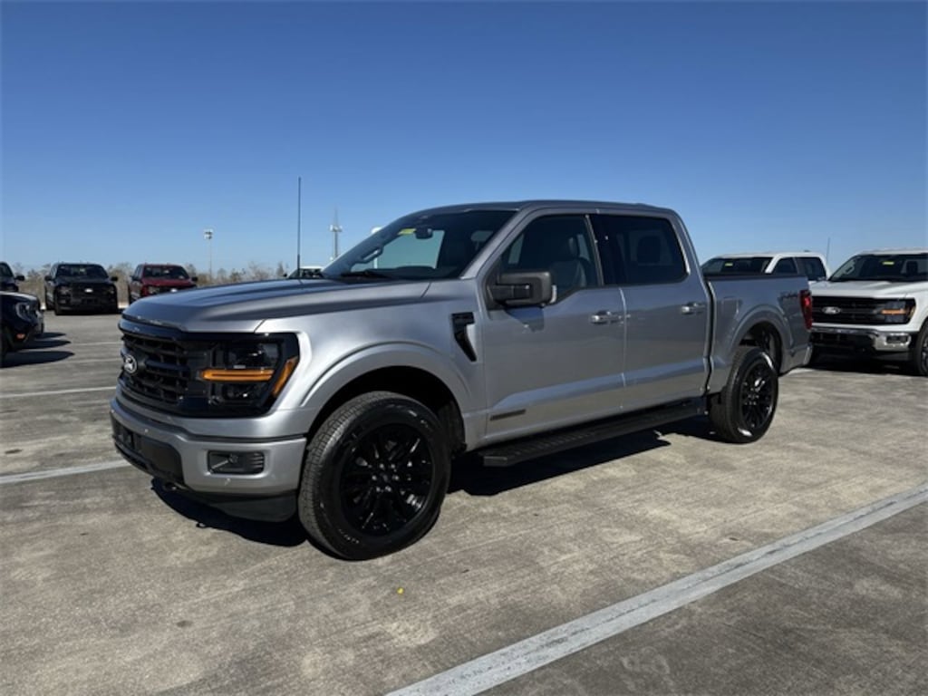 New 2025 Ford F-150 XLT Truck SuperCrew Cab