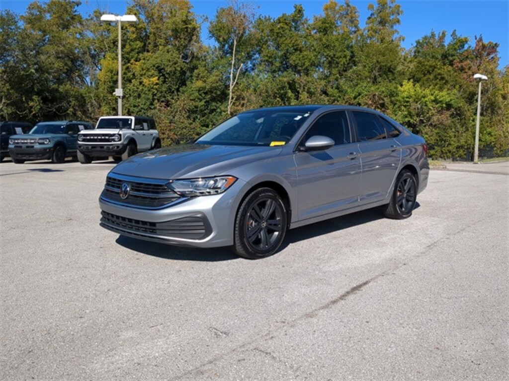Certified 2024 Volkswagen Jetta 1.5T SE Sedan