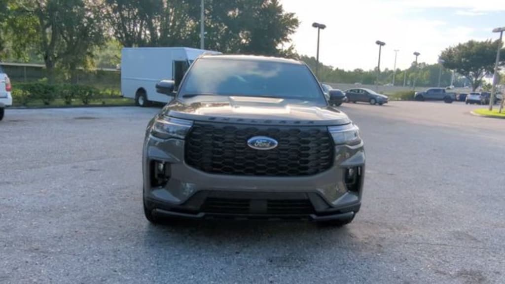 New 2026 Ford Explorer ST-Line SUV