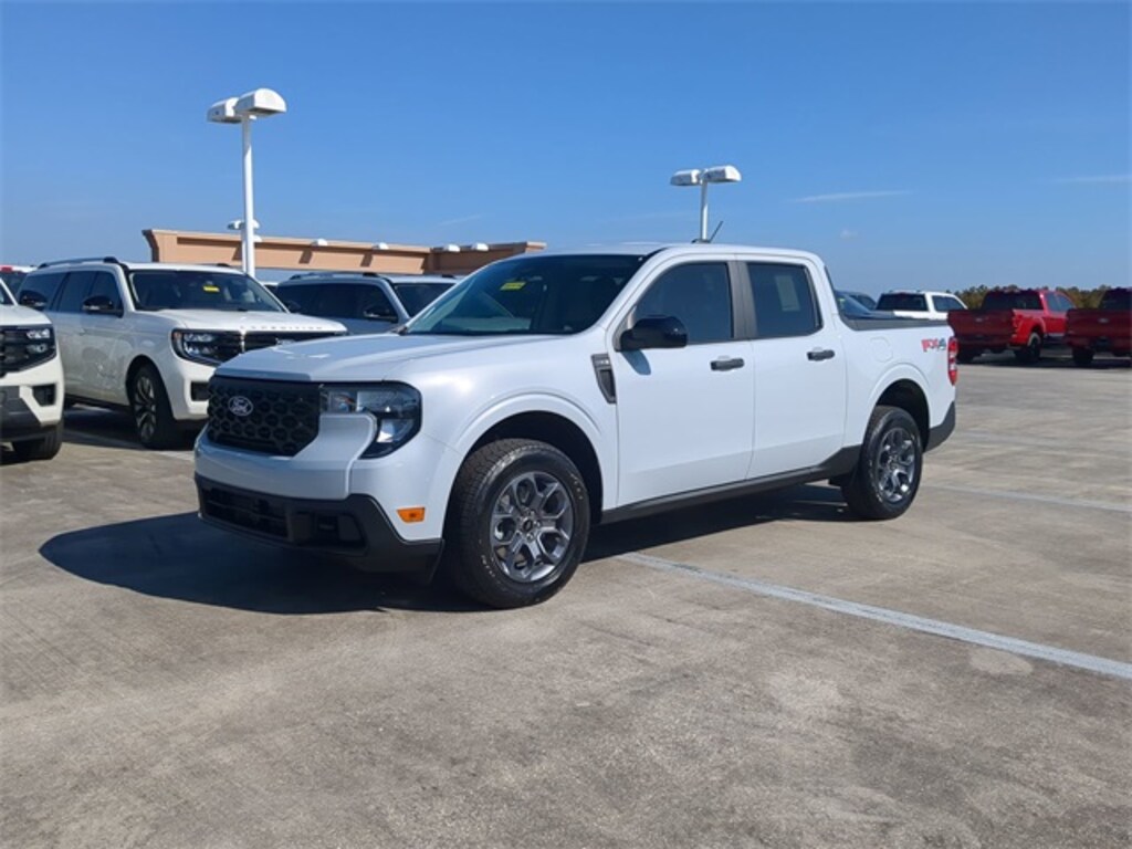 New 2025 Ford Maverick XLT Truck SuperCrew