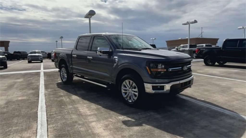 New 2025 Ford F-150 XLT Truck SuperCrew Cab
