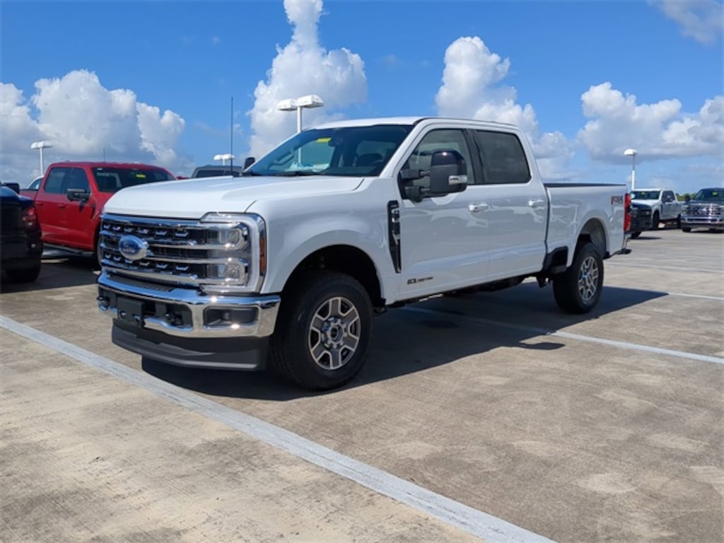 New 2025 Ford F-250 Truck Crew Cab