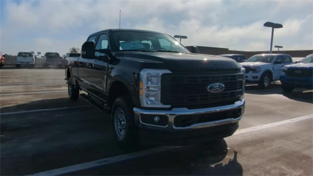 New 2026 Ford F-250 Truck Crew Cab