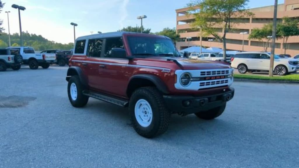New 2026 Ford Bronco Heritage Edition SUV