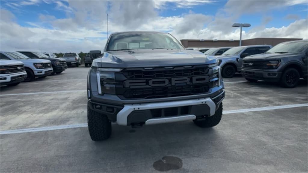 New 2025 Ford F-150 Raptor Truck SuperCrew Cab