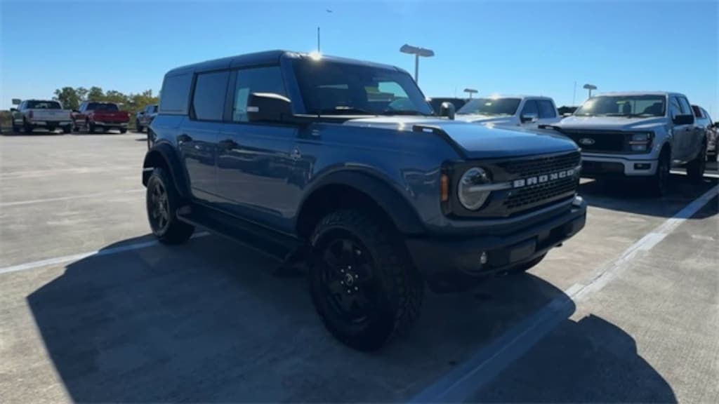 New 2025 Ford Bronco Outer Banks SUV