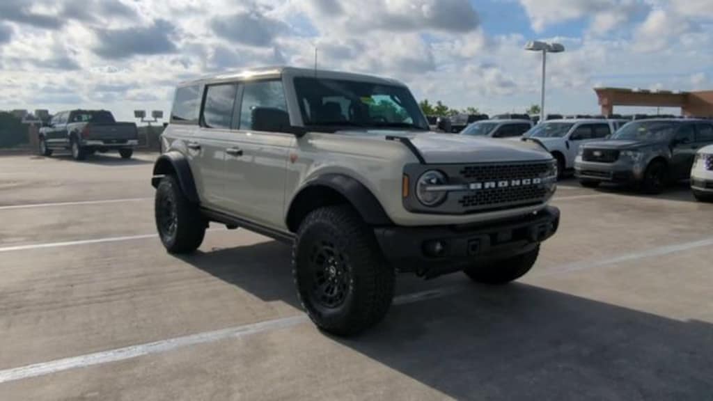 New 2026 Ford Bronco Badlands SUV