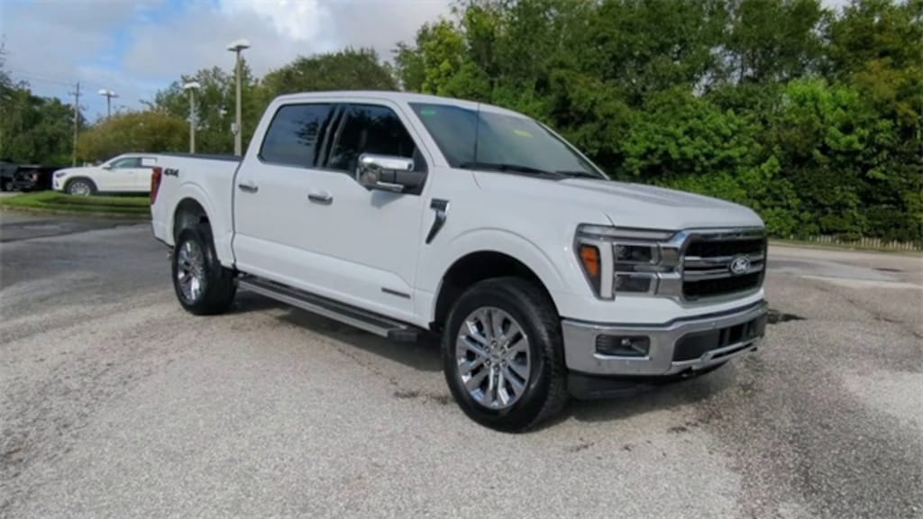 New 2025 Ford F-150 Lariat Truck SuperCrew Cab