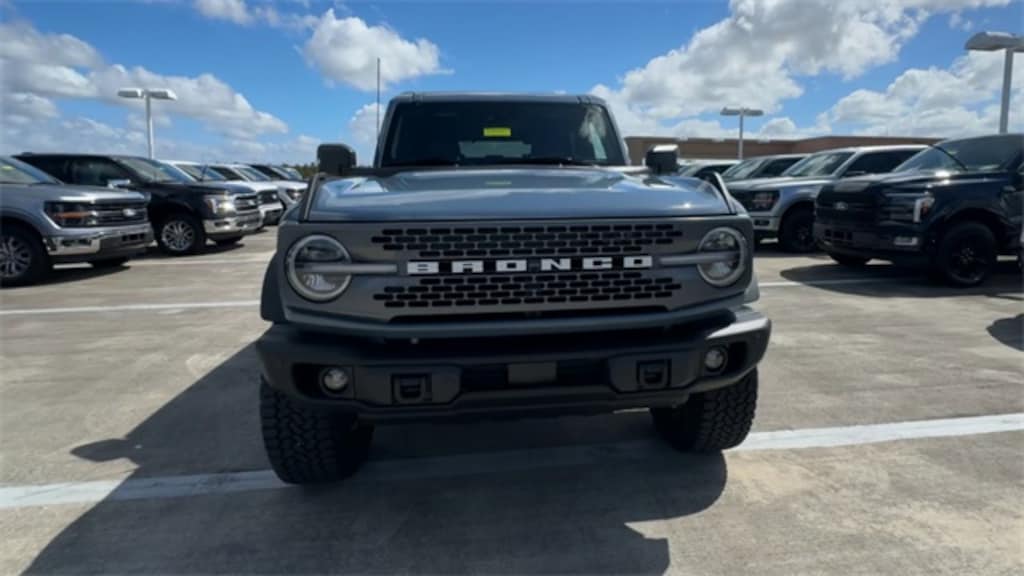 New 2025 Ford Bronco Badlands SUV